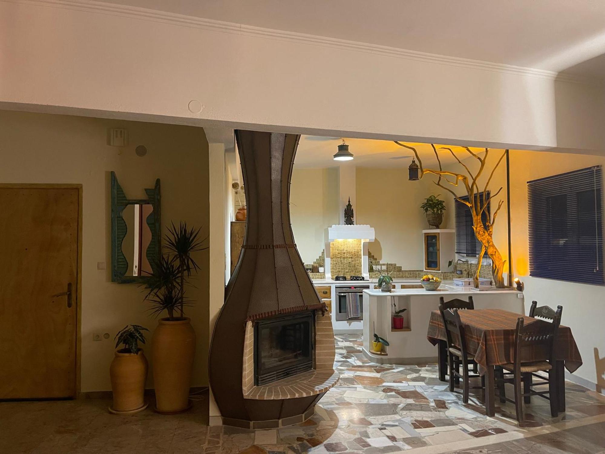 Art And Nature Apartment Sellia  ห้อง รูปภาพ